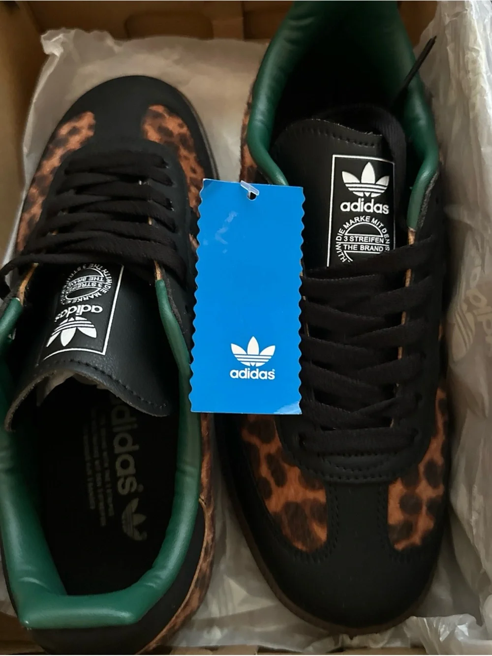 adidas Originals Samba OG in Black/Green/Crew White